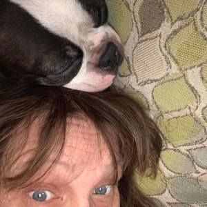 Meet your Posher, Debbie